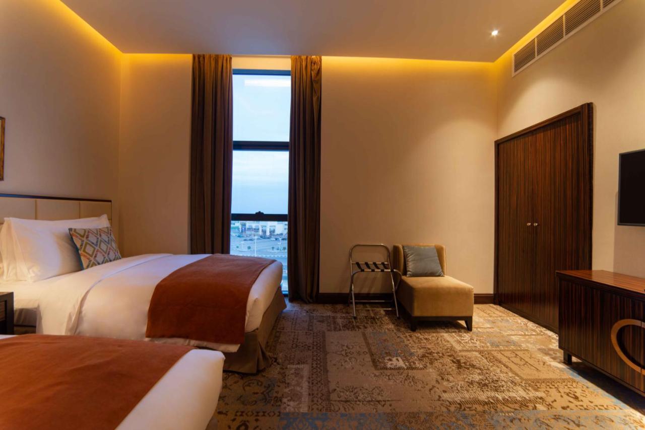 Hotel Warwick Al Khobar Esterno foto