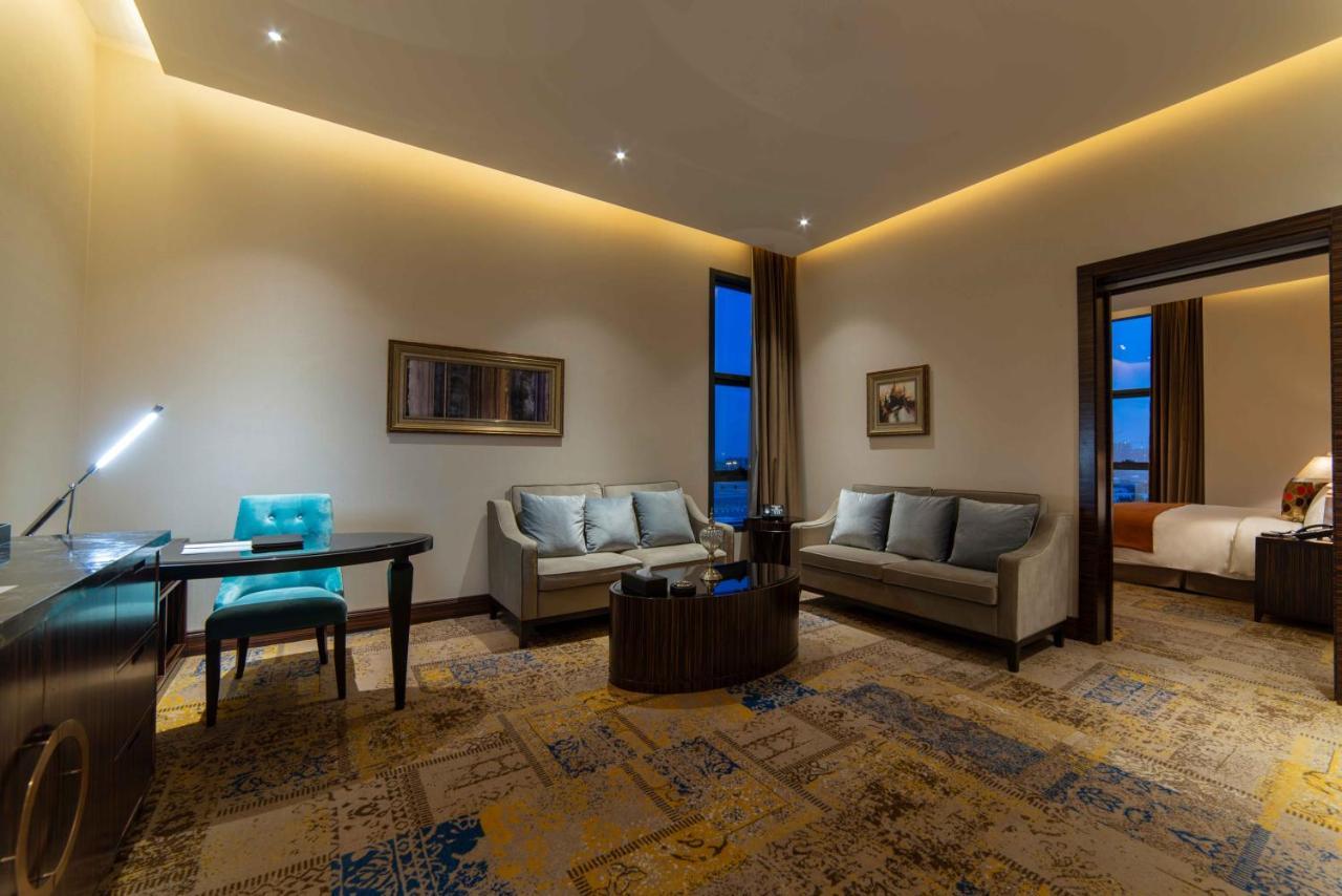 Hotel Warwick Al Khobar Esterno foto